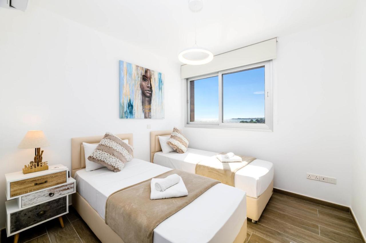 Infinity View Villa Айя Напа Екстериор снимка