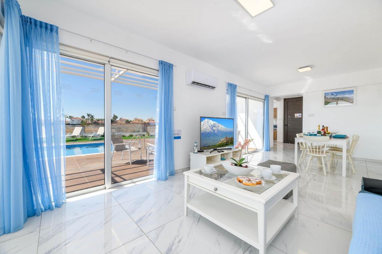 Infinity View Villa Айя Напа Екстериор снимка